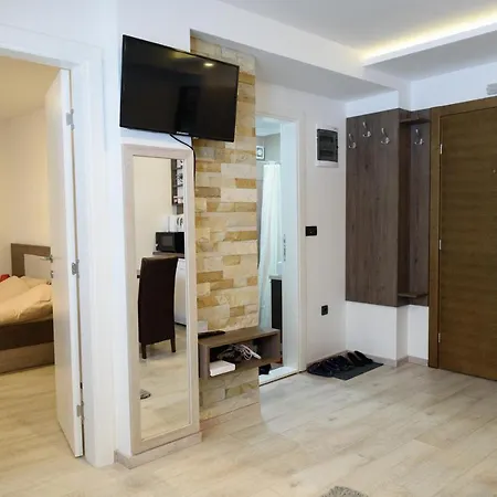 Leki Apartment