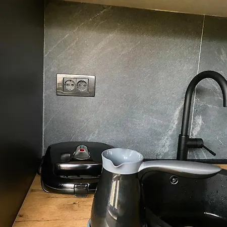 Leki Apartment