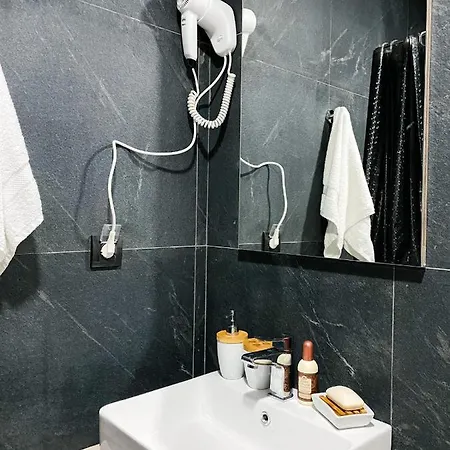 Apartment Leki *
