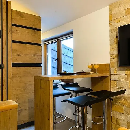 Apartment Leki